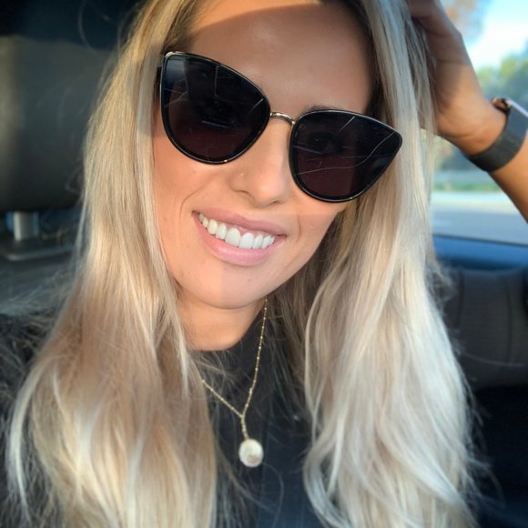 Meet your Posher, Ashley - Picture 1 of 1